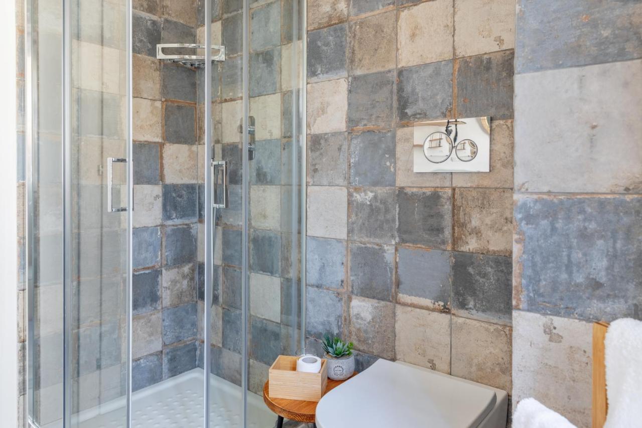 G&g Garden - Con Ampio Terrazzo Esterno By Followgreenhouserome Apartment Rom